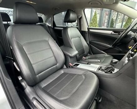 Серый Фольксваген Пассат, объемом двигателя 2.48 л и пробегом 273 тыс. км за 9700 $, фото 17 на Automoto.ua