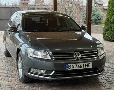 Серый Фольксваген Пассат, объемом двигателя 1.8 л и пробегом 220 тыс. км за 9500 $, фото 1 на Automoto.ua