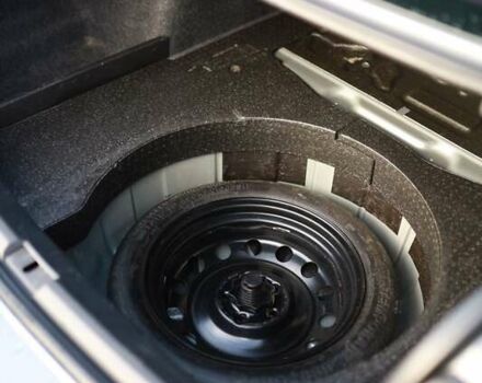 Серый Фольксваген Пассат, объемом двигателя 2.5 л и пробегом 140 тыс. км за 9900 $, фото 20 на Automoto.ua