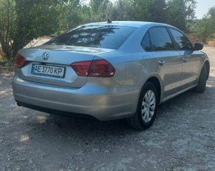 Фольксваген Пассат 2012 у Кривому Розі на Automoto.ua Сірий Фольксваген Пассат, об'ємом двигуна 2.5 л та пробігом 190 тис. км за 11693 $, фото 3 на Automoto.ua