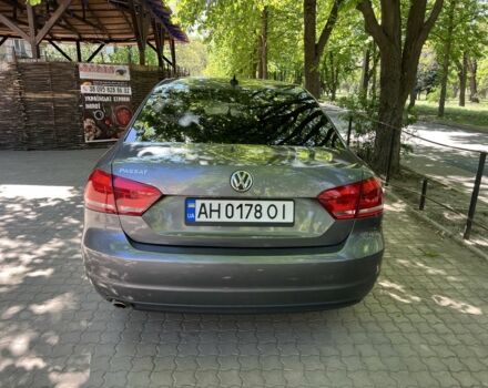 Сірий Фольксваген Пассат, об'ємом двигуна 2.5 л та пробігом 245 тис. км за 10000 $, фото 5 на Automoto.ua