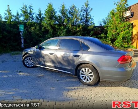 Серый Фольксваген Пассат, объемом двигателя 2.5 л и пробегом 170 тыс. км за 7700 $, фото 1 на Automoto.ua
