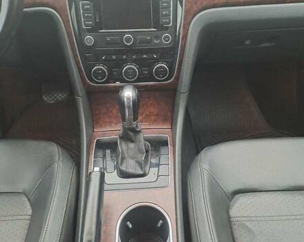 Серый Фольксваген Пассат, объемом двигателя 2.5 л и пробегом 316 тыс. км за 9900 $, фото 11 на Automoto.ua