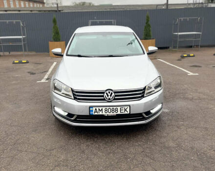 Фольксваген Пассат 2012 в Коростене на Automoto.ua Серый Фольксваген Пассат, объемом двигателя 1.8 л и пробегом 159 тыс. км за 10750 $, фото 4 на Automoto.ua