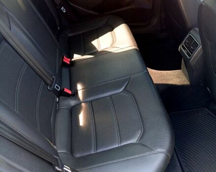 Сірий Фольксваген Пассат, об'ємом двигуна 2.5 л та пробігом 268 тис. км за 9750 $, фото 5 на Automoto.ua