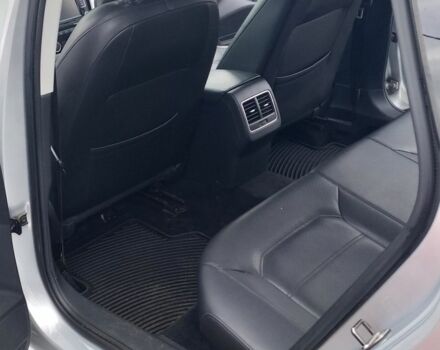 Серый Фольксваген Пассат, объемом двигателя 2.5 л и пробегом 196 тыс. км за 10500 $, фото 5 на Automoto.ua