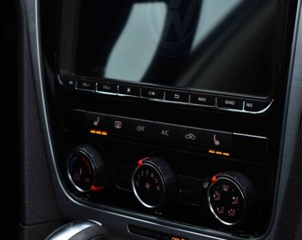 Сірий Фольксваген Пассат, об'ємом двигуна 2.5 л та пробігом 241 тис. км за 8790 $, фото 13 на Automoto.ua