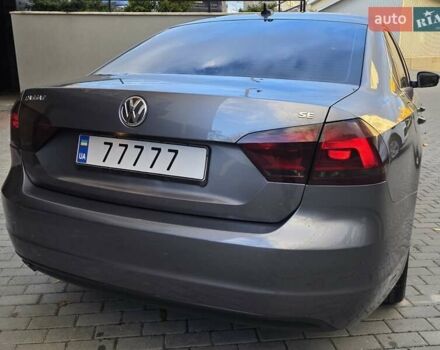 Серый Фольксваген Пассат, объемом двигателя 2.5 л и пробегом 241 тыс. км за 7450 $, фото 8 на Automoto.ua