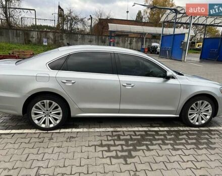 Серый Фольксваген Пассат, объемом двигателя 2.5 л и пробегом 294 тыс. км за 10200 $, фото 8 на Automoto.ua