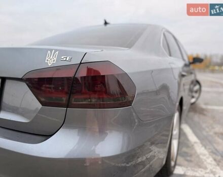 Серый Фольксваген Пассат, объемом двигателя 2.5 л и пробегом 280 тыс. км за 10300 $, фото 12 на Automoto.ua