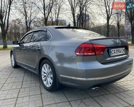 Серый Фольксваген Пассат, объемом двигателя 2.48 л и пробегом 224 тыс. км за 12000 $, фото 9 на Automoto.ua