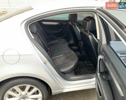 Серый Фольксваген Пассат, объемом двигателя 1.8 л и пробегом 351 тыс. км за 8500 $, фото 18 на Automoto.ua