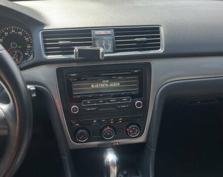 Серый Фольксваген Пассат, объемом двигателя 2.48 л и пробегом 275 тыс. км за 9500 $, фото 11 на Automoto.ua