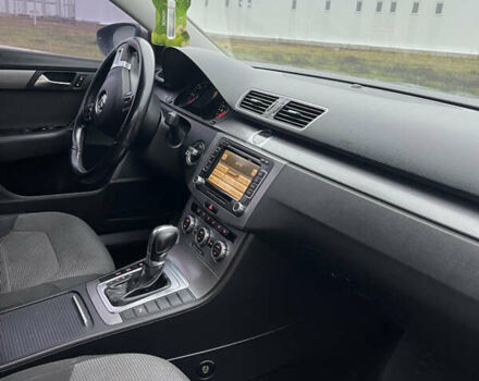 Серый Фольксваген Пассат, объемом двигателя 2 л и пробегом 250 тыс. км за 9700 $, фото 5 на Automoto.ua