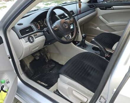 Серый Фольксваген Пассат, объемом двигателя 2.48 л и пробегом 214 тыс. км за 7800 $, фото 15 на Automoto.ua