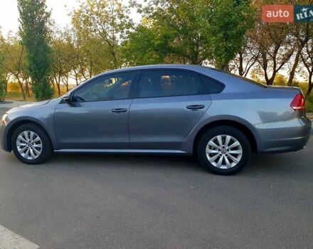 Сірий Фольксваген Пассат, об'ємом двигуна 2.5 л та пробігом 211 тис. км за 9200 $, фото 4 на Automoto.ua