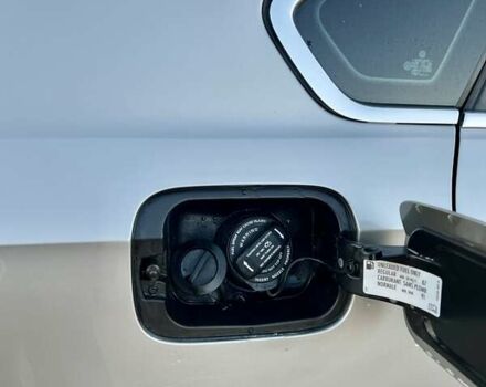 Серый Фольксваген Пассат, объемом двигателя 2.48 л и пробегом 215 тыс. км за 9950 $, фото 6 на Automoto.ua