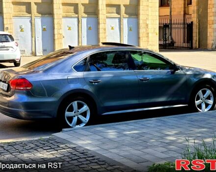 Серый Фольксваген Пассат, объемом двигателя 2.5 л и пробегом 330 тыс. км за 9500 $, фото 5 на Automoto.ua