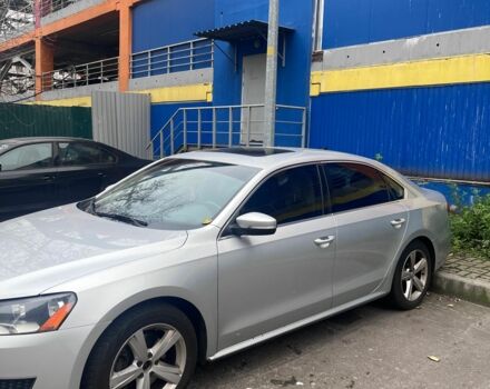 Серый Фольксваген Пассат, объемом двигателя 2.5 л и пробегом 345 тыс. км за 8500 $, фото 2 на Automoto.ua