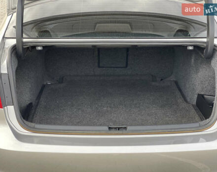 Фольксваген Пассат 2012 в Нововолынск на Automoto.ua Серый Фольксваген Пассат, объемом двигателя 1.97 л и пробегом 197 тыс. км за 12800 $, фото 19 на Automoto.ua