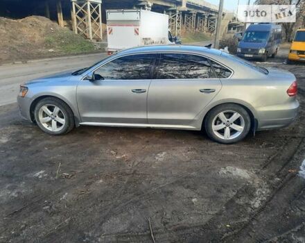 Сірий Фольксваген Пассат, об'ємом двигуна 2.5 л та пробігом 195 тис. км за 12000 $, фото 2 на Automoto.ua