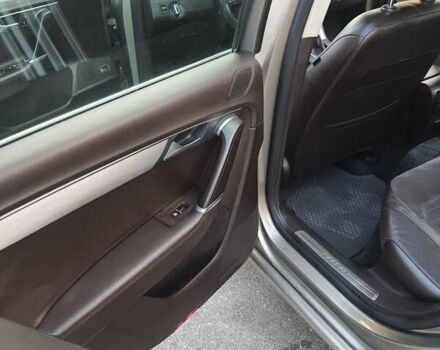 Сірий Фольксваген Пассат, об'ємом двигуна 1.8 л та пробігом 234 тис. км за 10900 $, фото 16 на Automoto.ua