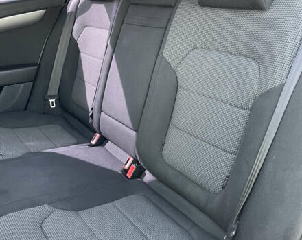 Серый Фольксваген Пассат, объемом двигателя 1.6 л и пробегом 283 тыс. км за 9700 $, фото 6 на Automoto.ua