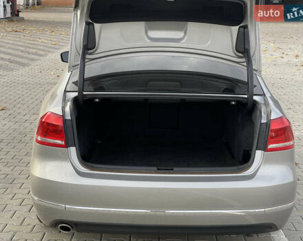 Фольксваген Пассат 2012 в Нововолынск на Automoto.ua Серый Фольксваген Пассат, объемом двигателя 1.97 л и пробегом 197 тыс. км за 12800 $, фото 17 на Automoto.ua