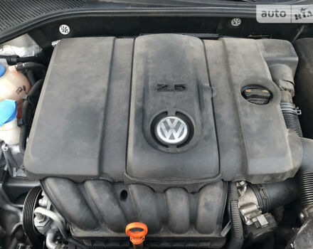 Серый Фольксваген Пассат, объемом двигателя 2.5 л и пробегом 133 тыс. км за 11111 $, фото 104 на Automoto.ua