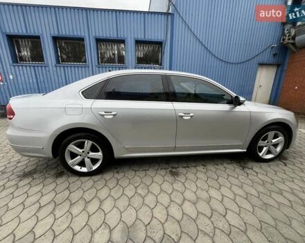 Серый Фольксваген Пассат, объемом двигателя 2.5 л и пробегом 180 тыс. км за 12000 $, фото 8 на Automoto.ua