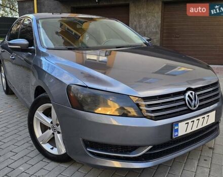Серый Фольксваген Пассат, объемом двигателя 2.5 л и пробегом 241 тыс. км за 7450 $, фото 14 на Automoto.ua