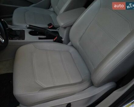 Серый Фольксваген Пассат, объемом двигателя 2.5 л и пробегом 241 тыс. км за 7450 $, фото 22 на Automoto.ua