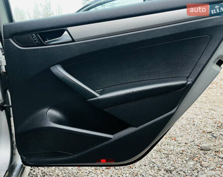 Серый Фольксваген Пассат, объемом двигателя 2.5 л и пробегом 254 тыс. км за 8700 $, фото 17 на Automoto.ua