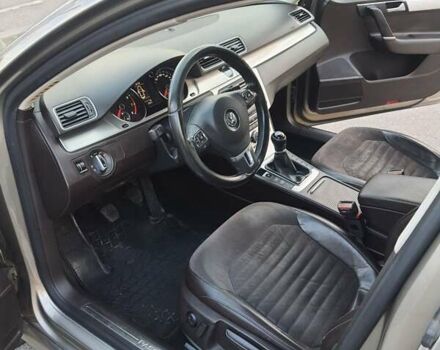 Сірий Фольксваген Пассат, об'ємом двигуна 1.8 л та пробігом 234 тис. км за 10900 $, фото 21 на Automoto.ua