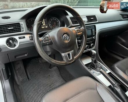 Серый Фольксваген Пассат, объемом двигателя 2.48 л и пробегом 185 тыс. км за 9800 $, фото 38 на Automoto.ua