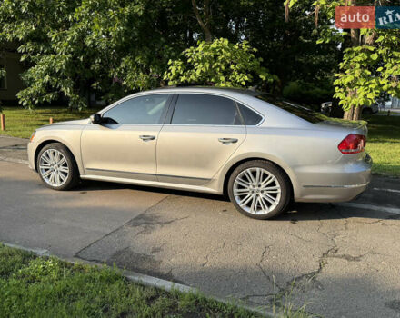 Сірий Фольксваген Пассат, об'ємом двигуна 2.5 л та пробігом 269 тис. км за 10500 $, фото 14 на Automoto.ua