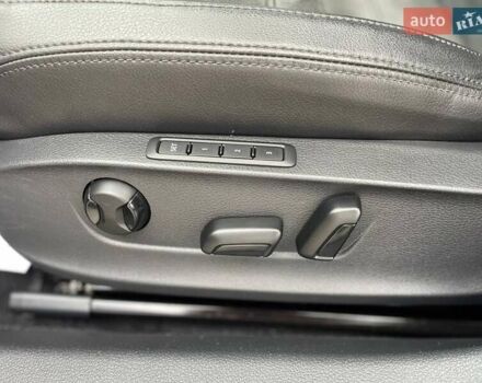 Сірий Фольксваген Пассат, об'ємом двигуна 2 л та пробігом 163 тис. км за 13500 $, фото 17 на Automoto.ua