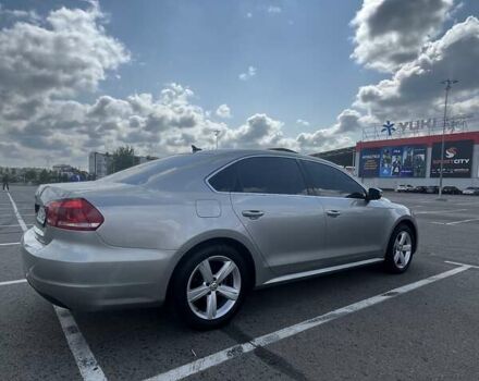 Серый Фольксваген Пассат, объемом двигателя 2.5 л и пробегом 186 тыс. км за 11200 $, фото 7 на Automoto.ua