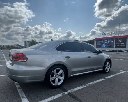 Серый Фольксваген Пассат, объемом двигателя 2.5 л и пробегом 193 тыс. км за 9400 $, фото 5 на Automoto.ua