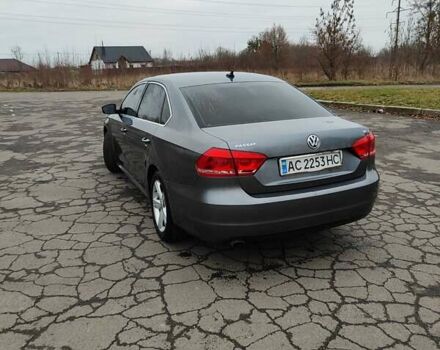Серый Фольксваген Пассат, объемом двигателя 2.5 л и пробегом 189 тыс. км за 9000 $, фото 2 на Automoto.ua
