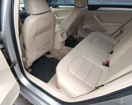 Серый Фольксваген Пассат, объемом двигателя 2.48 л и пробегом 197 тыс. км за 9999 $, фото 12 на Automoto.ua