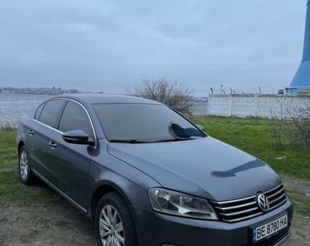 Серый Фольксваген Пассат, объемом двигателя 1.8 л и пробегом 308 тыс. км за 8800 $, фото 2 на Automoto.ua