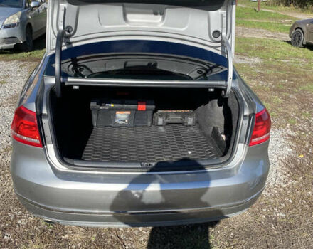 Серый Фольксваген Пассат, объемом двигателя 1.97 л и пробегом 276 тыс. км за 11700 $, фото 13 на Automoto.ua