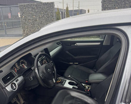 Сірий Фольксваген Пассат, об'ємом двигуна 2.48 л та пробігом 333 тис. км за 7500 $, фото 6 на Automoto.ua