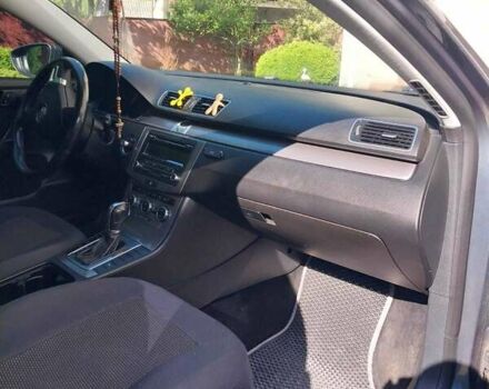 Серый Фольксваген Пассат, объемом двигателя 1.8 л и пробегом 209 тыс. км за 8700 $, фото 12 на Automoto.ua