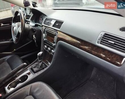 Серый Фольксваген Пассат, объемом двигателя 1.97 л и пробегом 219 тыс. км за 9690 $, фото 24 на Automoto.ua