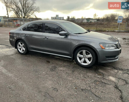 Серый Фольксваген Пассат, объемом двигателя 2.5 л и пробегом 163 тыс. км за 9200 $, фото 17 на Automoto.ua