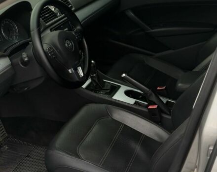 Сірий Фольксваген Пассат, об'ємом двигуна 2.5 л та пробігом 245 тис. км за 10600 $, фото 8 на Automoto.ua