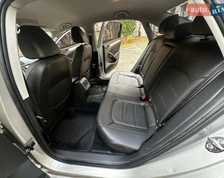 Фольксваген Пассат 2012 у Києві на Automoto.ua Сірий Фольксваген Пассат, об'ємом двигуна 2.5 л та пробігом 205 тис. км за 8299 $, фото 31 на Automoto.ua