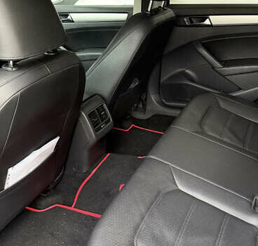 Серый Фольксваген Пассат, объемом двигателя 2.5 л и пробегом 178 тыс. км за 11200 $, фото 7 на Automoto.ua